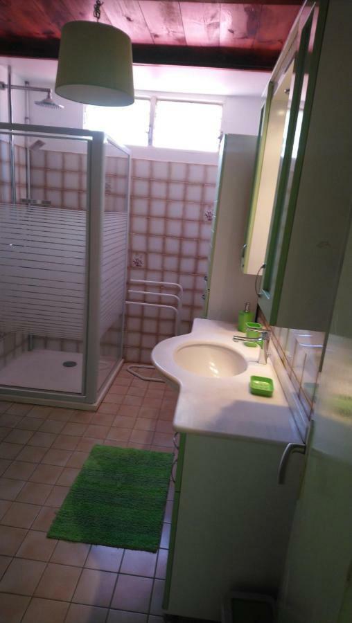 Appartement Gliceria Grande Anse エクステリア 写真
